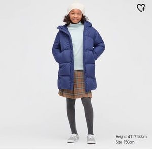 Girls Uniqlo puffer jacket - navy
